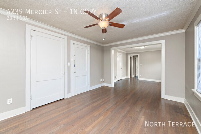 Building Photo - 4339 Mercier St