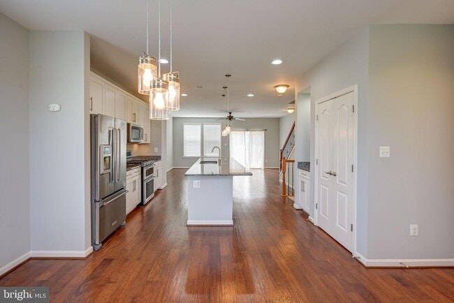 Building Photo - 525 Halite Dr
