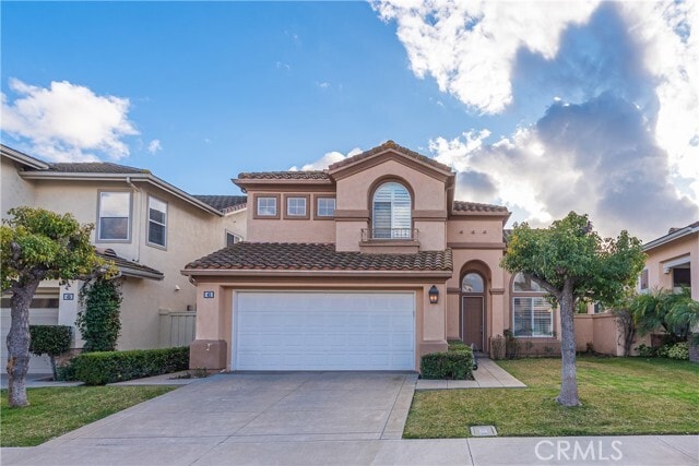 Building Photo - 43 Calavera