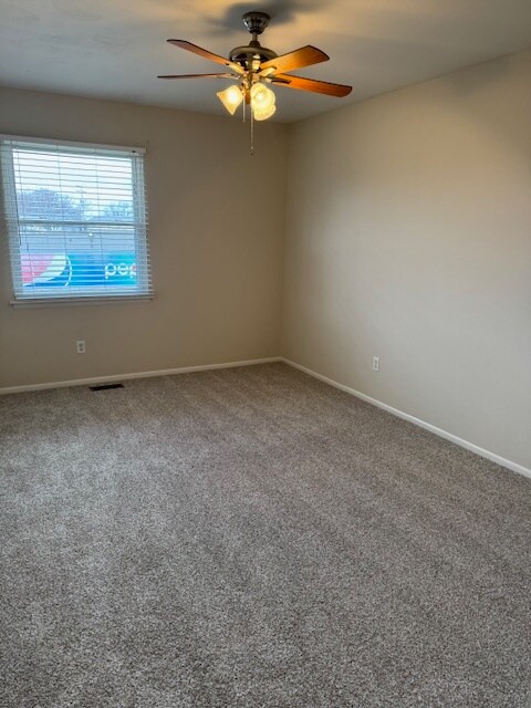 Building Photo - 622 Yale Blvd