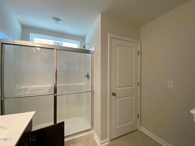 Building Photo - 17 Red Crabapple Ct