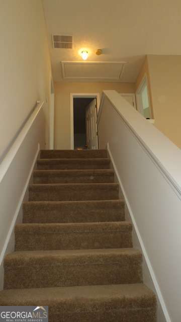 Building Photo - 4136 Ravenwood Ct