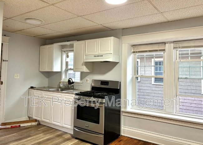 Building Photo - 83 Flower City Park