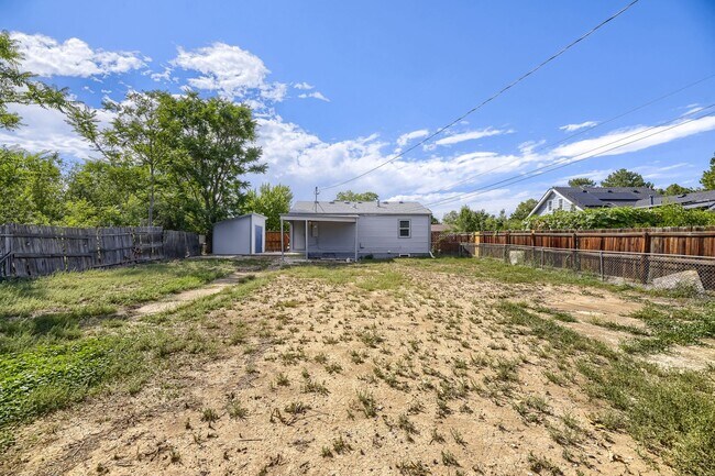 Building Photo - 1314 S Meade St