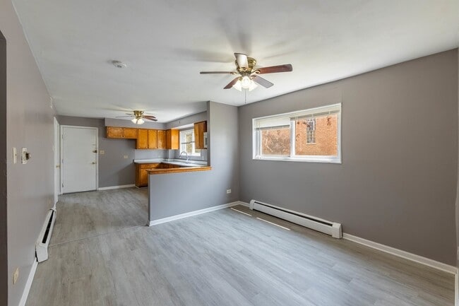 Building Photo - 4634 W 47th St