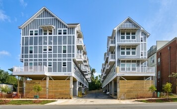 Building Photo - 808 St Augustine St