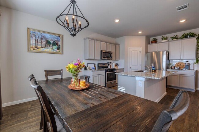 Building Photo - 178 Coralbean Dr