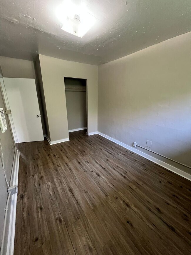 Building Photo - 4113 Dorris St