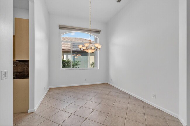 Building Photo - 7976 Monarch Ct