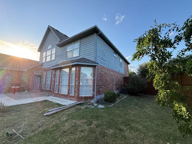 Building Photo - 9724 Wolf Creek Dr