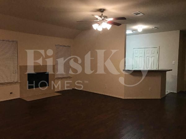 Building Photo - 1218 Jewel Ln