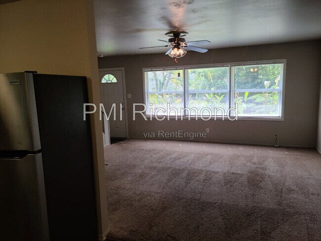 Building Photo - 9604 Stoneridge Ln