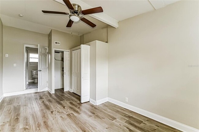 Building Photo - 3125 Wallington Dr