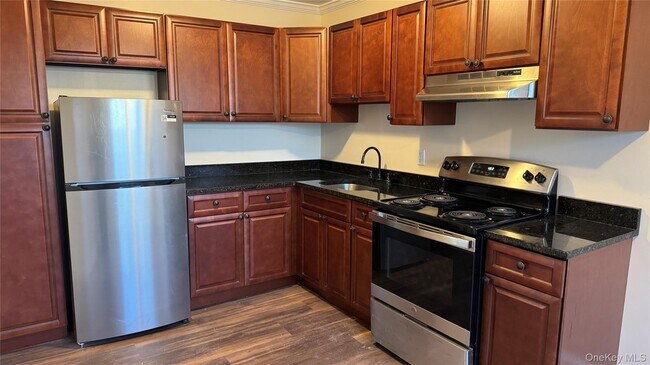 Building Photo - 19 Barbara Ct