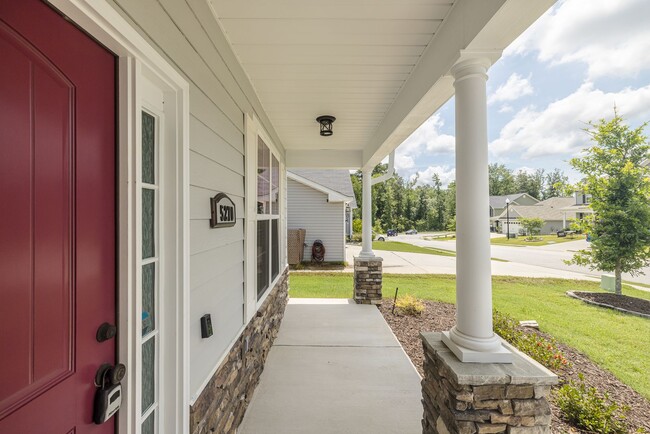 Building Photo - 5270 Copse Dr