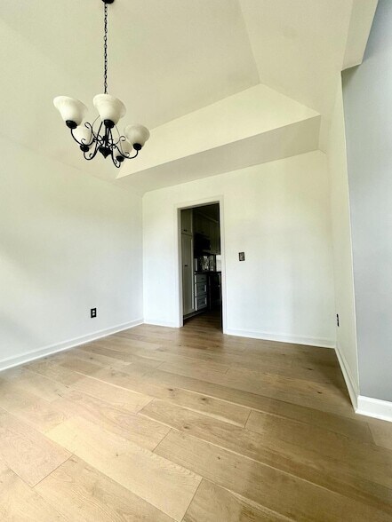 Building Photo - 1178 Pittsford Cir
