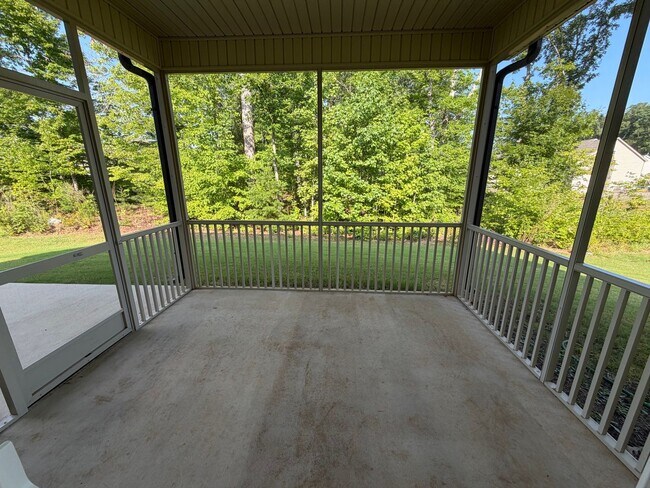 Building Photo - 763 Heartpine Dr