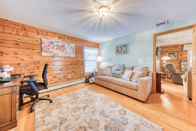 Building Photo - 51 Devaux Rd