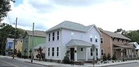 Building Photo - Freddie's Garden - Modern 3 Bedroom, 3 Bat...