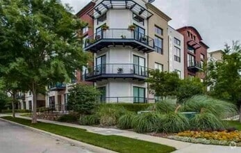 Building Photo - 4605 Cedar Springs Rd