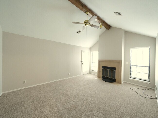 Building Photo - 3 Bed | 2 Bath | South Tulsa