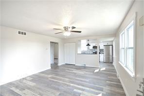 Building Photo - 2329 McKees Rocks Rd