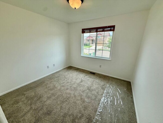 Building Photo - Move-In Ready Ranch in Wellington with Fresh Updates