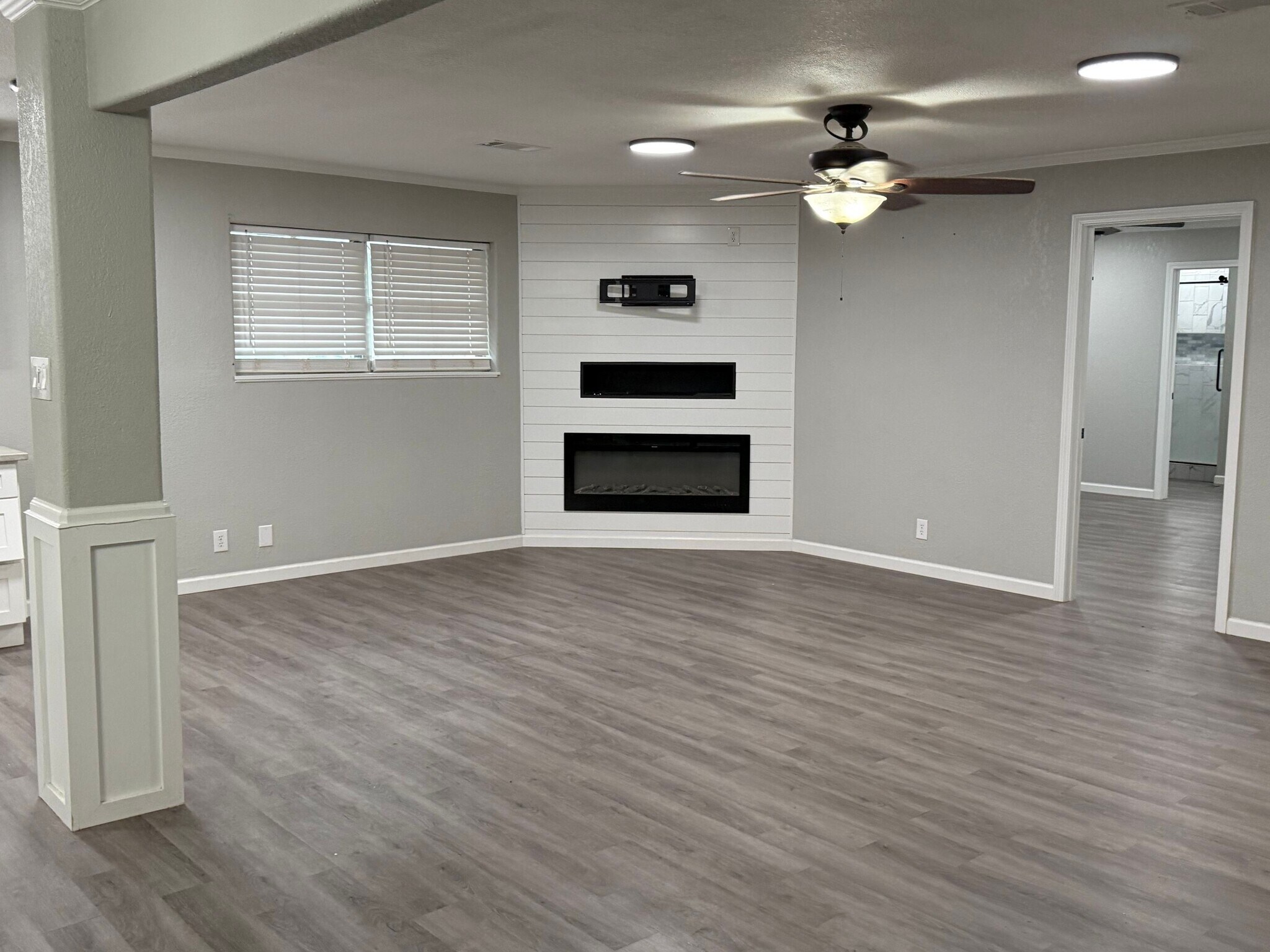 Building Photo - 4121 Willowoak Dr