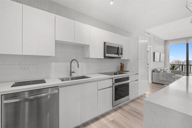 Building Photo - 101 Diplomat Pkwy