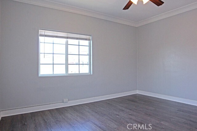 Building Photo - 3111 Kenwood Ave