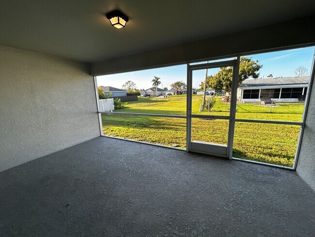 Building Photo - 2738 NW 5th Terrace
