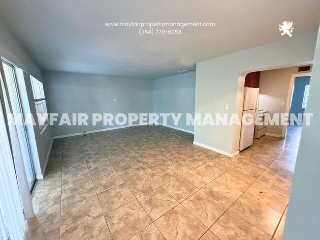 Building Photo - 400 Opa-Locka Blvd