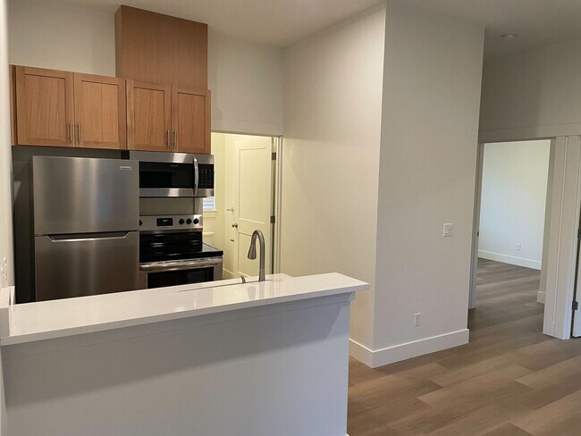 Interior Photo - Ocean 2