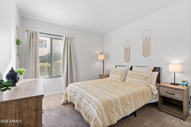 Building Photo - 7575 E Indian Bend Rd