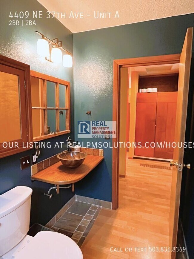 Building Photo - 4409 NE 37th Ave