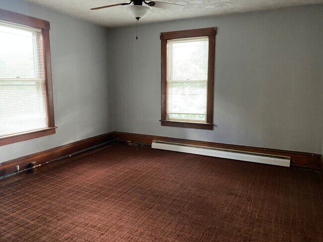 Interior Photo - 8 Union St.