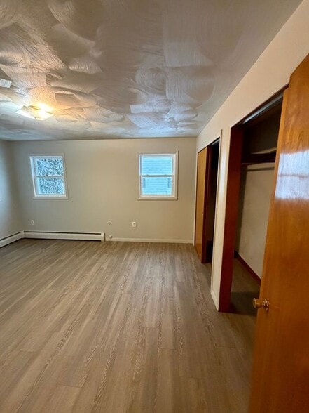 Building Photo - 44 Young Ave