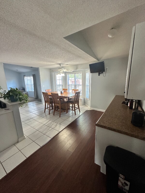 Building Photo - 1107 Pine Grove Dr