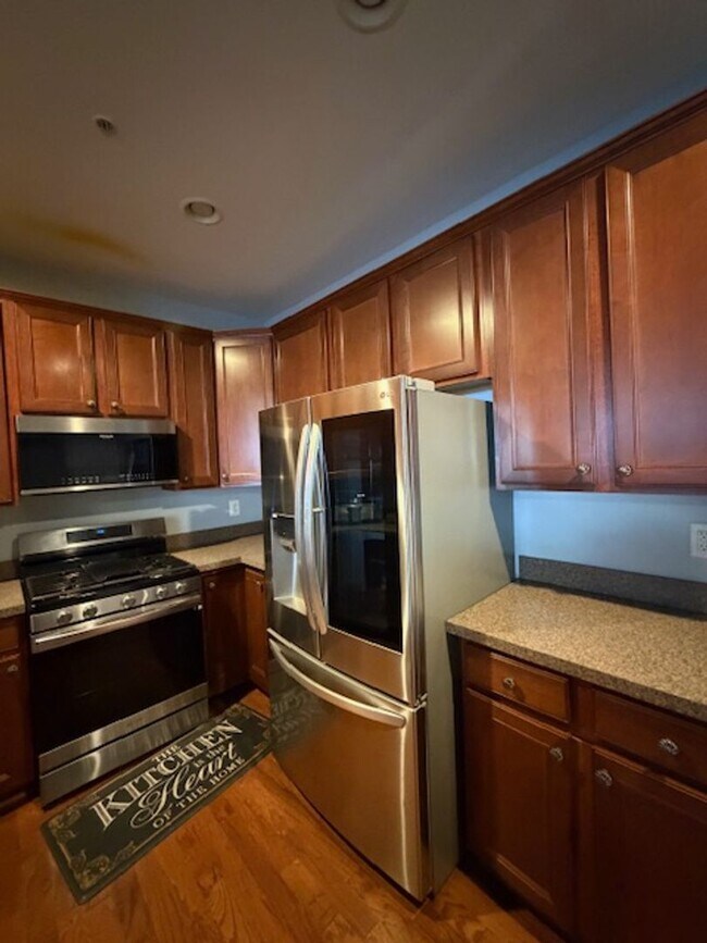 Building Photo - TASKERS CHANCE TOWNHOUSE FOR RENT