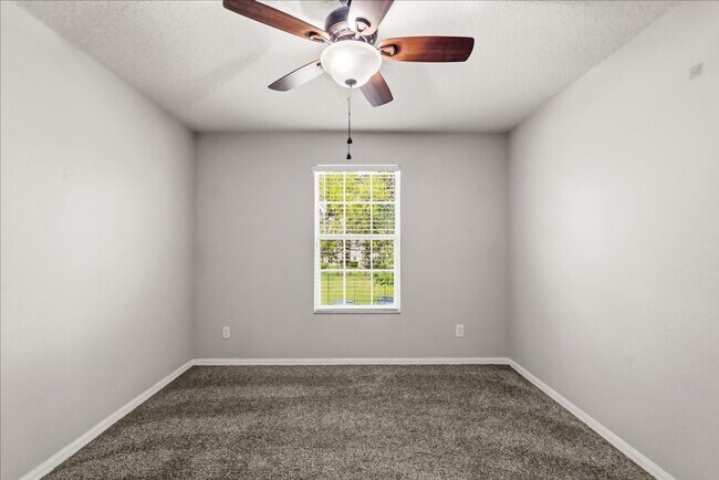 Building Photo - 13536 Tea Rose Way