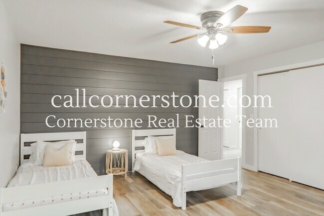 Building Photo - 7315 Brentford Dr