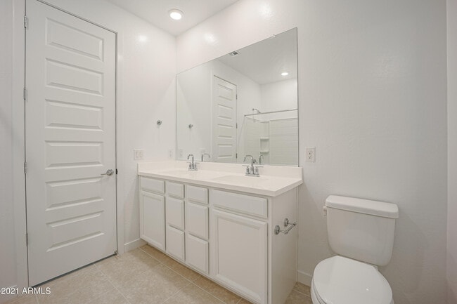 Building Photo - 16556 W Alameda Rd