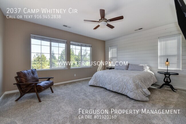 Building Photo - 2037 Camp Whitney Cir