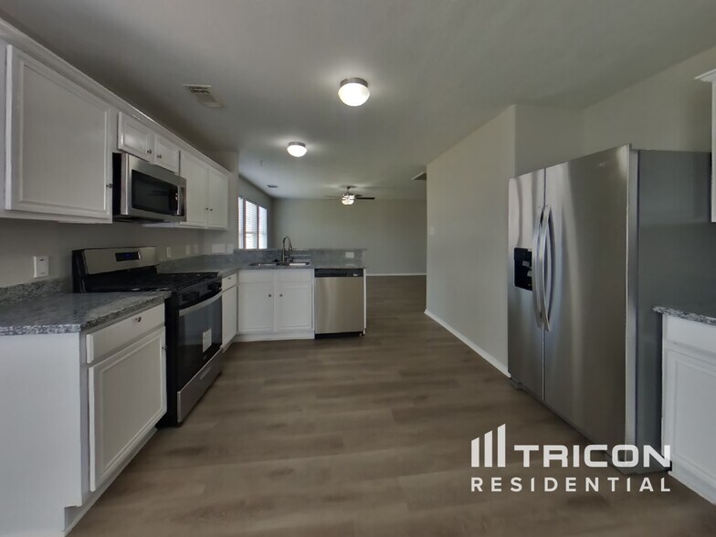 Building Photo - 20811 Mossy Hill Ln