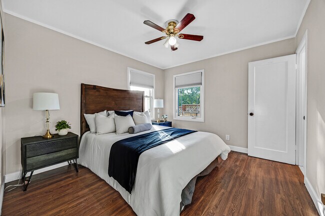 Building Photo - 2438 Upland Dr