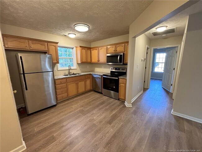 Building Photo - 4468 Kinkead Ct