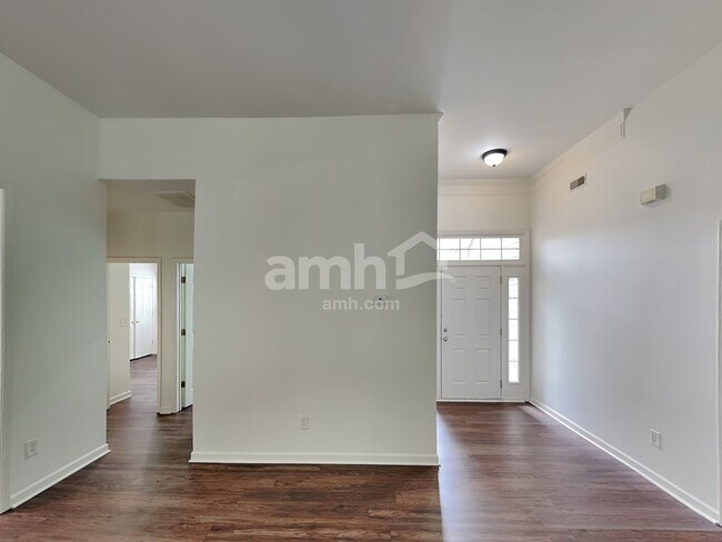 Building Photo - 13424 Planters Row Dr