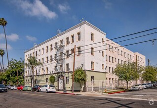 Building Photo - mon5233