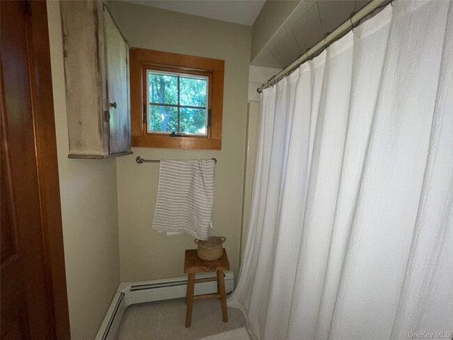 Building Photo - 106 Laurel Ln