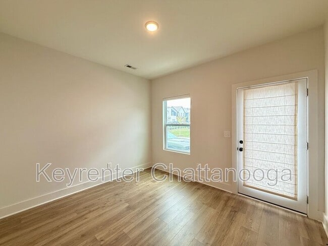 Building Photo - 1674 S Watkins St